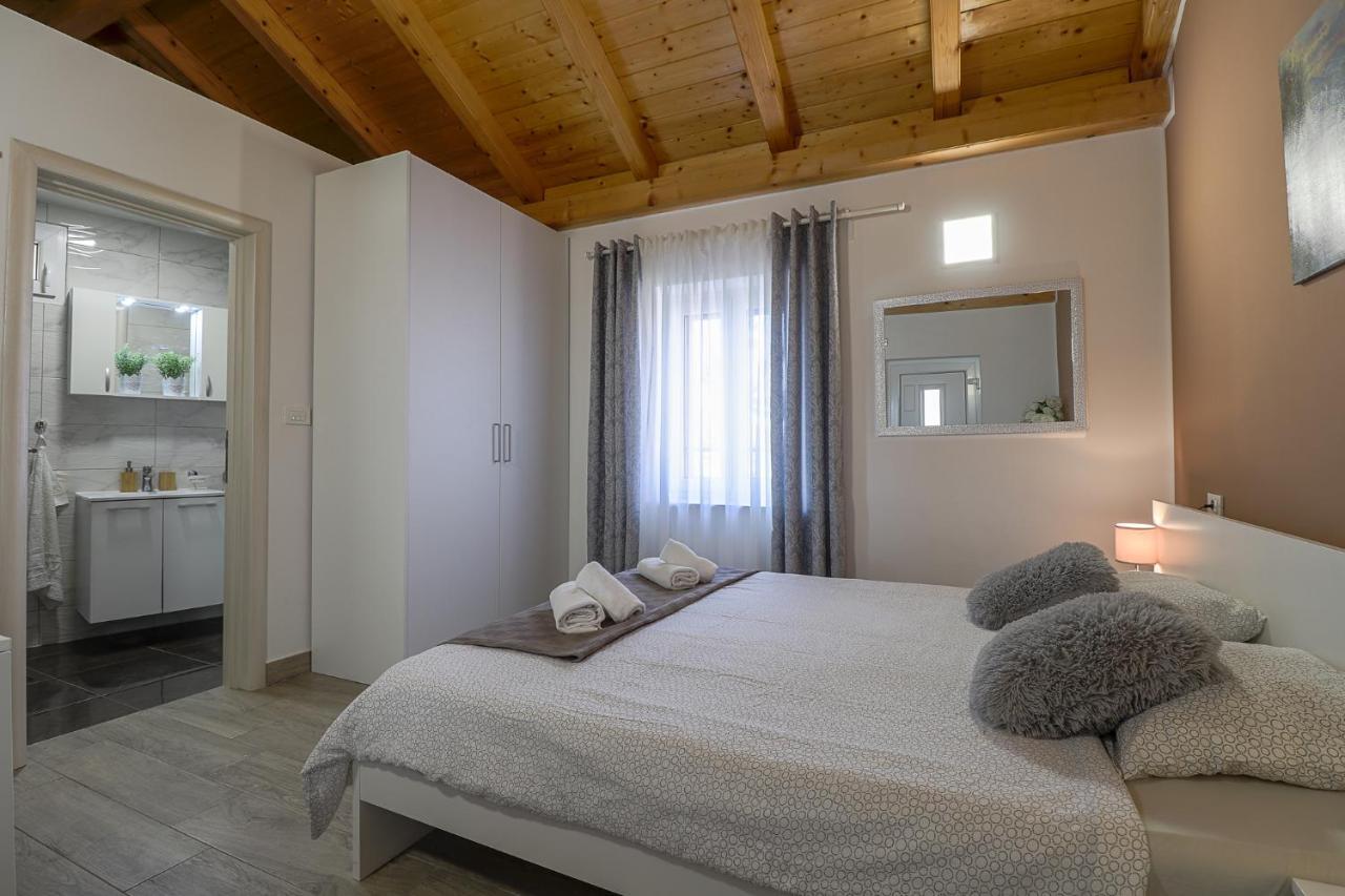 Apartman Juraj I Matej Vrsar Zewnętrze zdjęcie